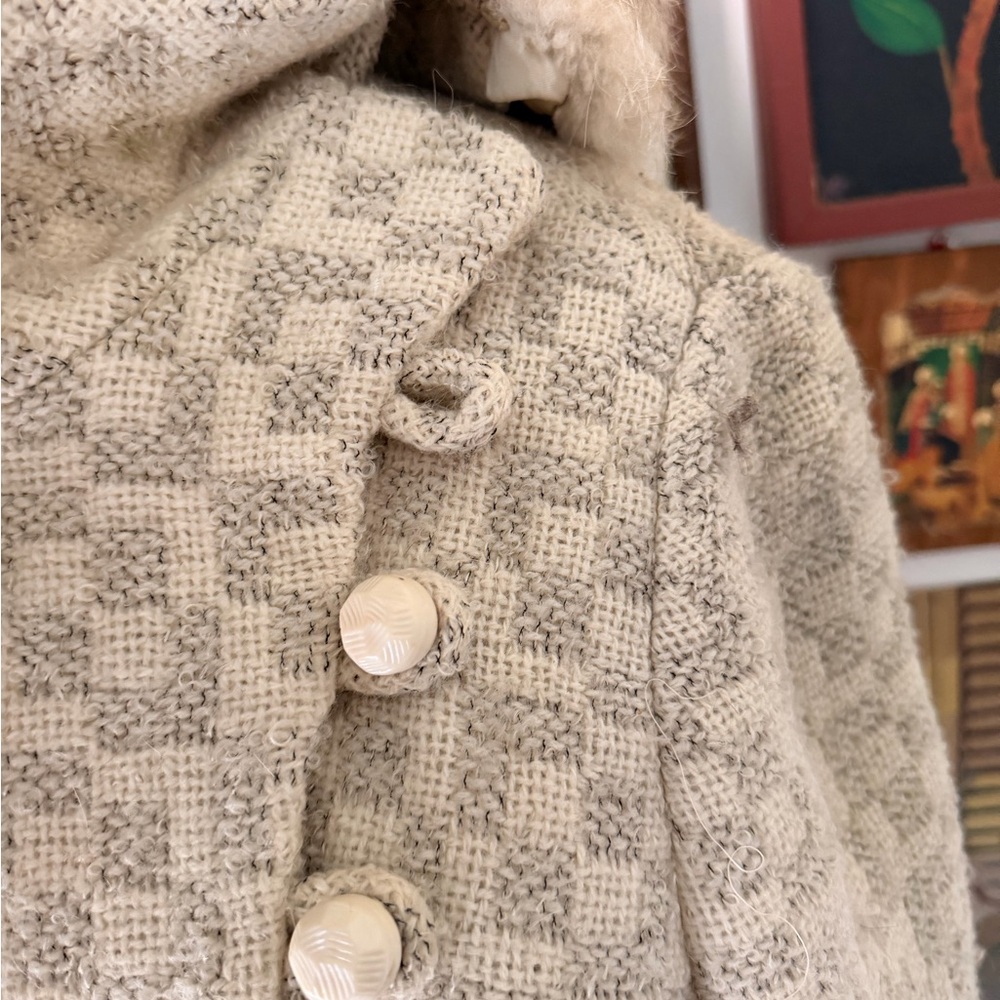 Vintage 1960s MOD Cream Fur-Trimmed Women's Coat - Picture 8 of 8